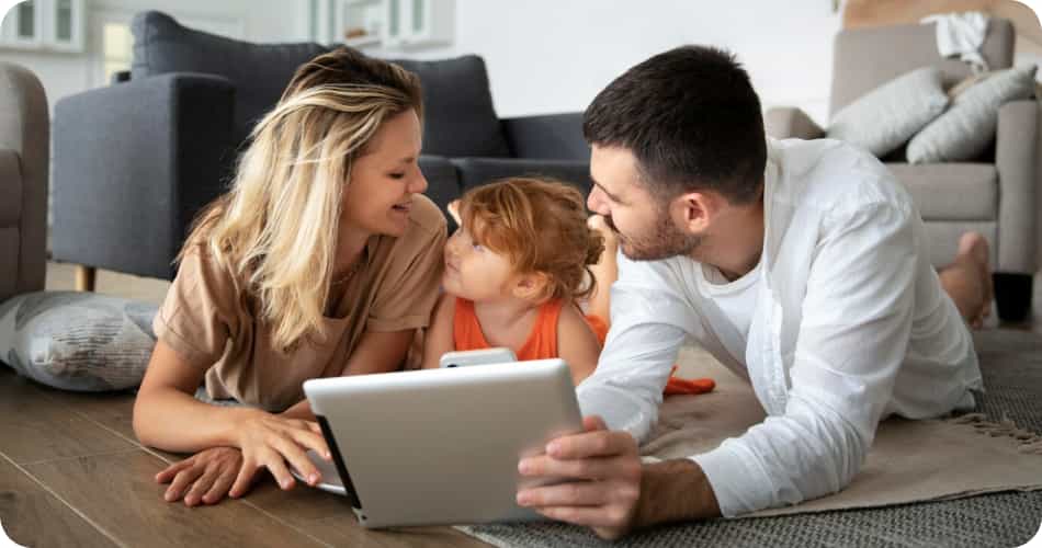 Family Insurance - 德州扑克